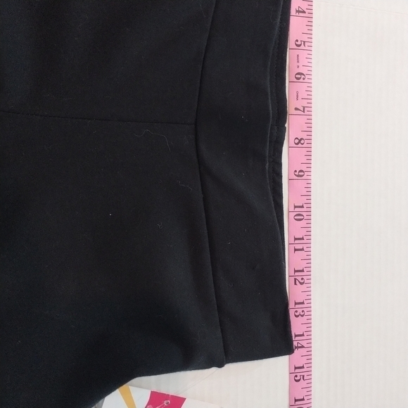 Women with Control Black Crop Pants XS - Picture 5 of 9